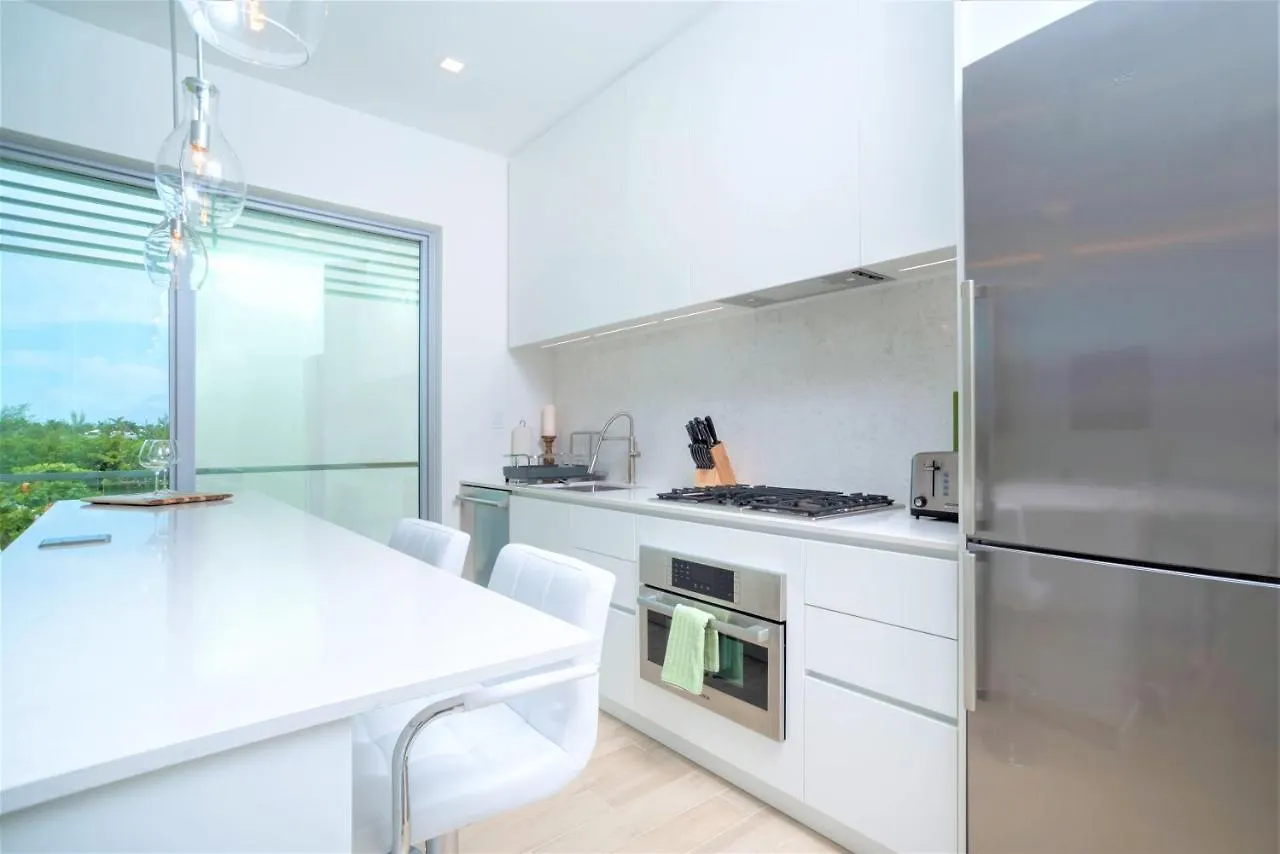 빌라 Cayman Luxury Rentals At One Canal Point 조지 타운