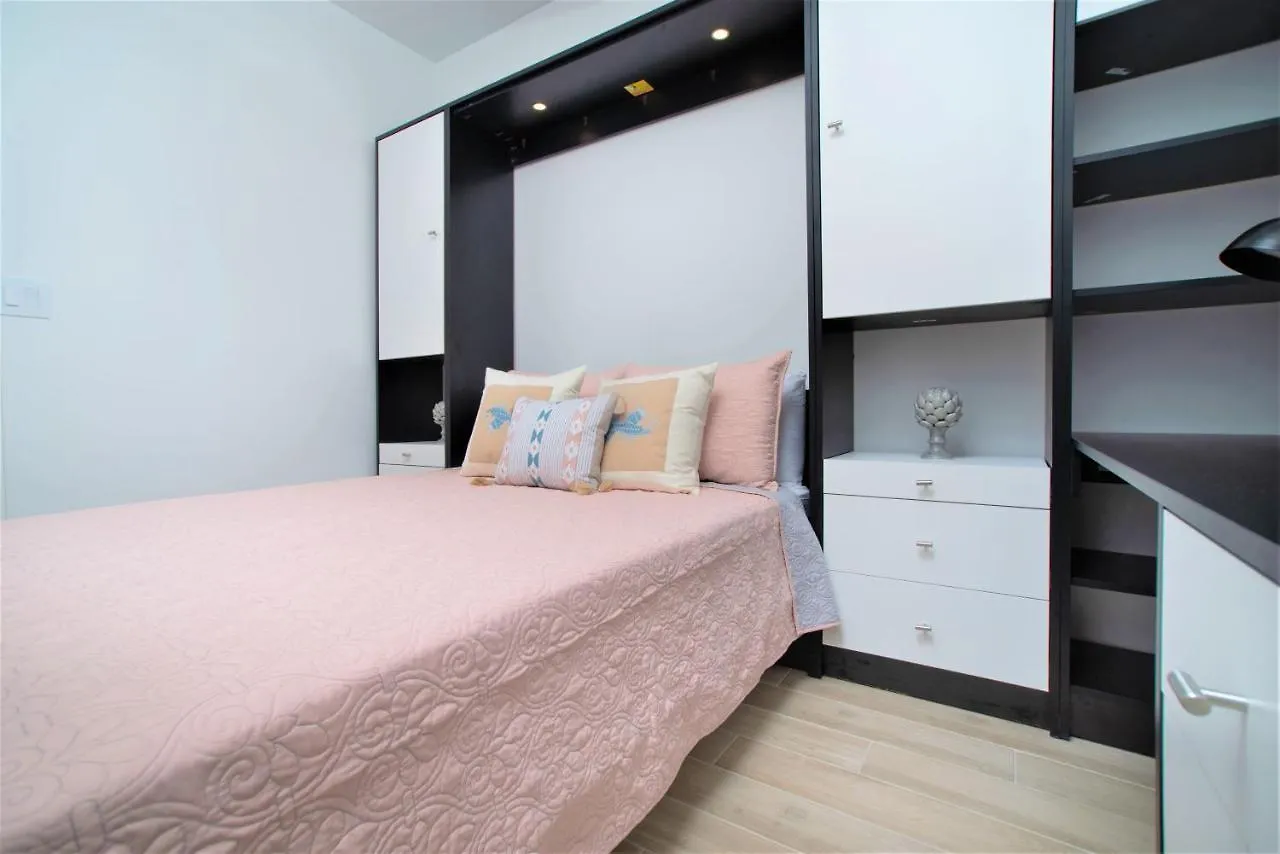Cayman Luxury Rentals At One Canal Point 조지 타운 케이맨 제도